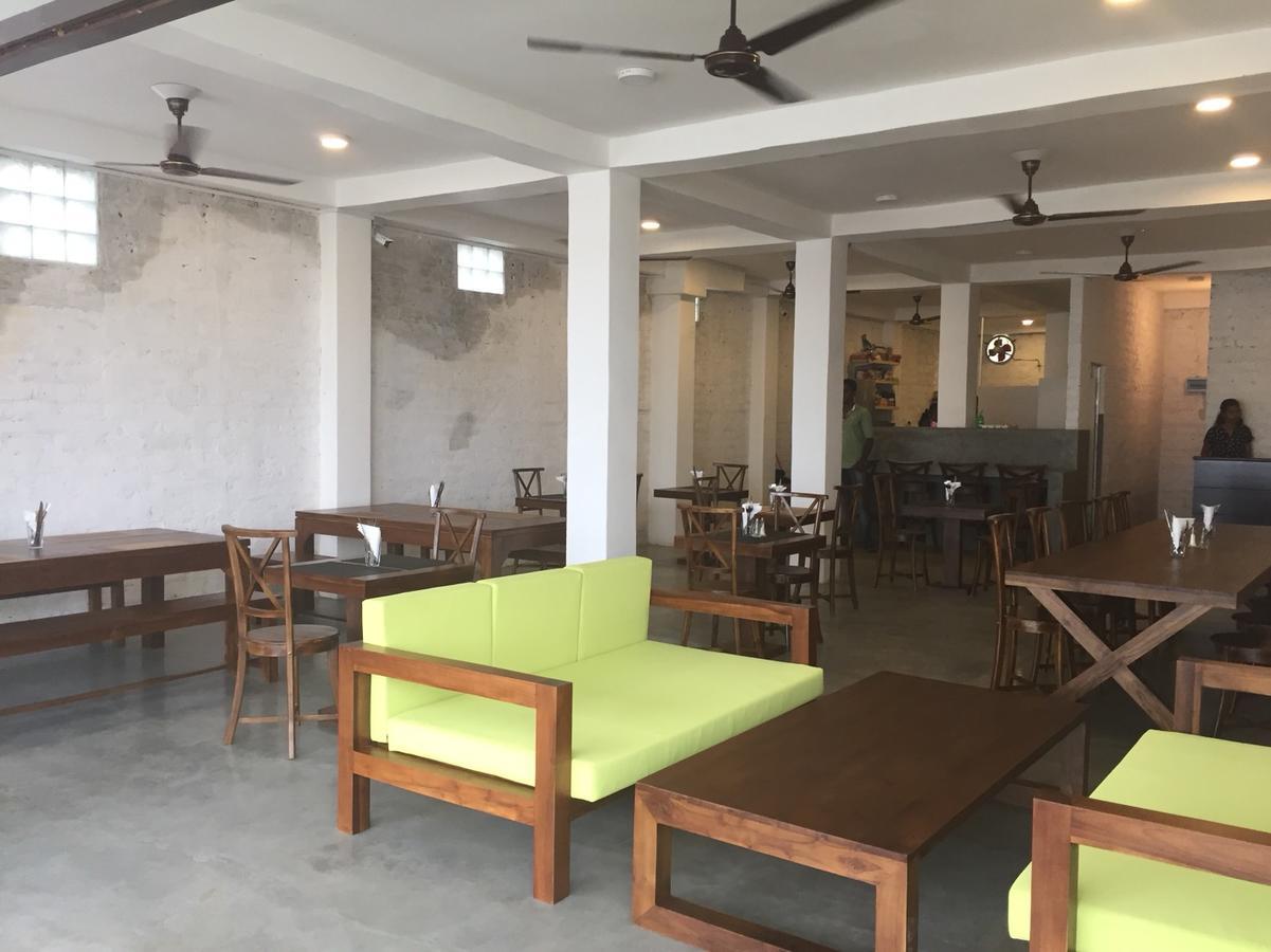 Kaori Cafe And Villa 韦利格默 外观 照片