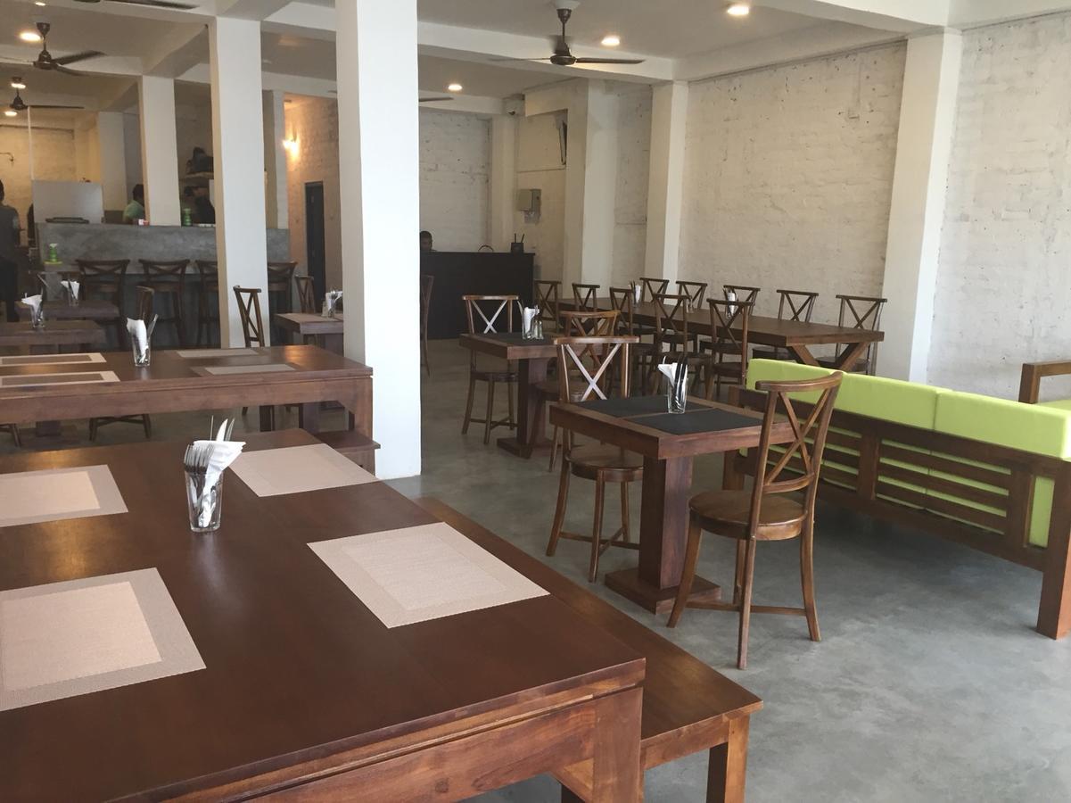 Kaori Cafe And Villa 韦利格默 外观 照片